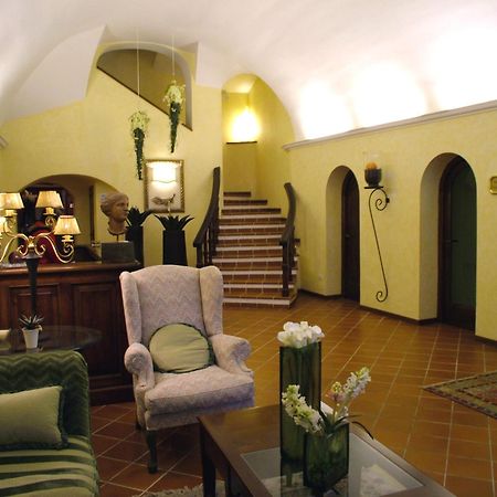 Hotel Filippeschi ออร์เวียโต ภายนอก รูปภาพ