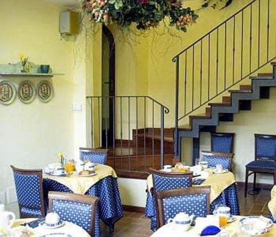 Hotel Filippeschi ออร์เวียโต ภายนอก รูปภาพ