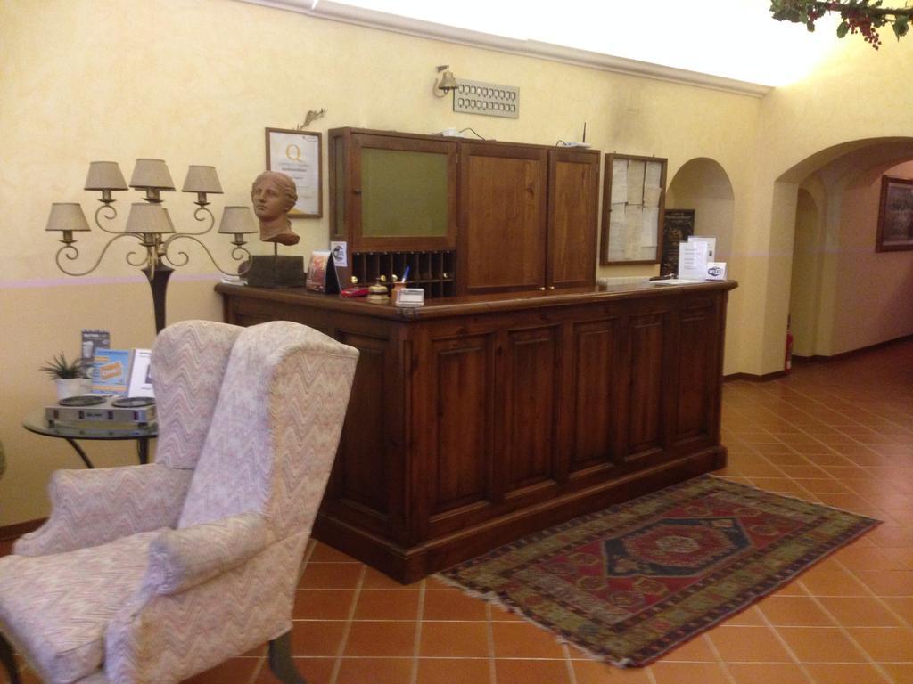 Hotel Filippeschi ออร์เวียโต ภายนอก รูปภาพ